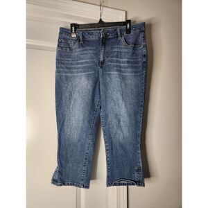 D. Jeans Women’s Capri Denim Pants – Size 14